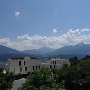 https://holidayhome-omyxl.innsbruckaustriahotels.com