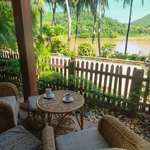 https://mekong-riverview-hotel-louangphrabang.hotelsluangprabang.com