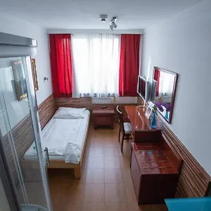 Hotell Attache L Contactless Check-in, Wien