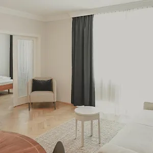 Heymi Schwedenplatz Apartamento