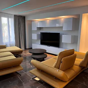 **** Hotel De Grignan France