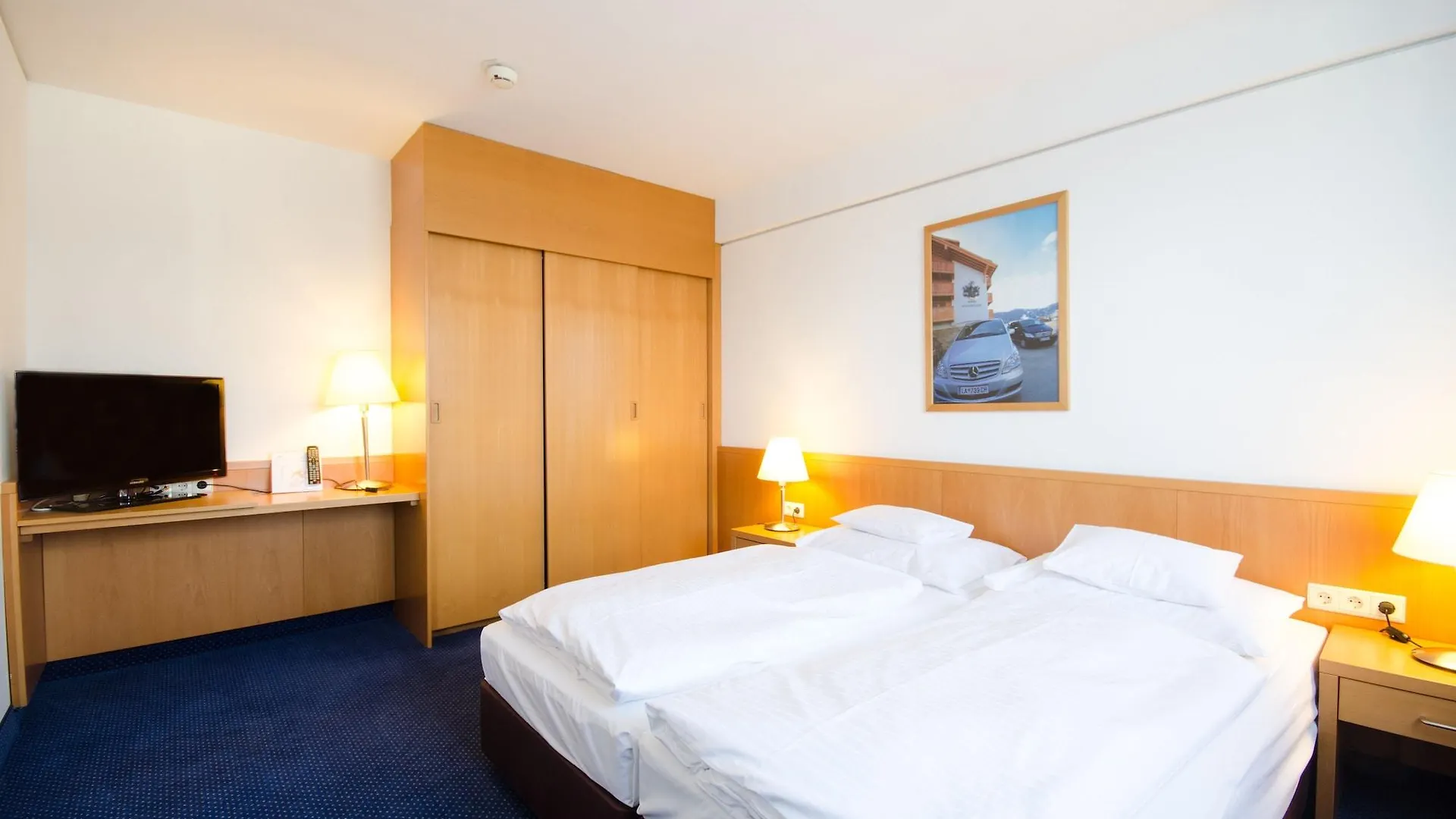 Hotel Strudlhof וינה 4*,