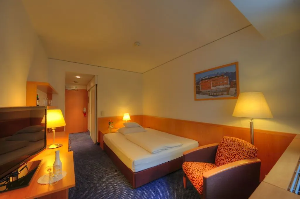Hotel Strudlhof וינה 4*,  אוסטריה
